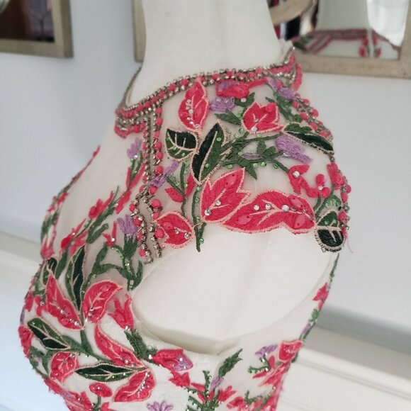 NEW Ellie Wilde Sheer Beaded Embroidered Sparkly Floral Sleeveless Crop Top SM - Picture 10 of 12